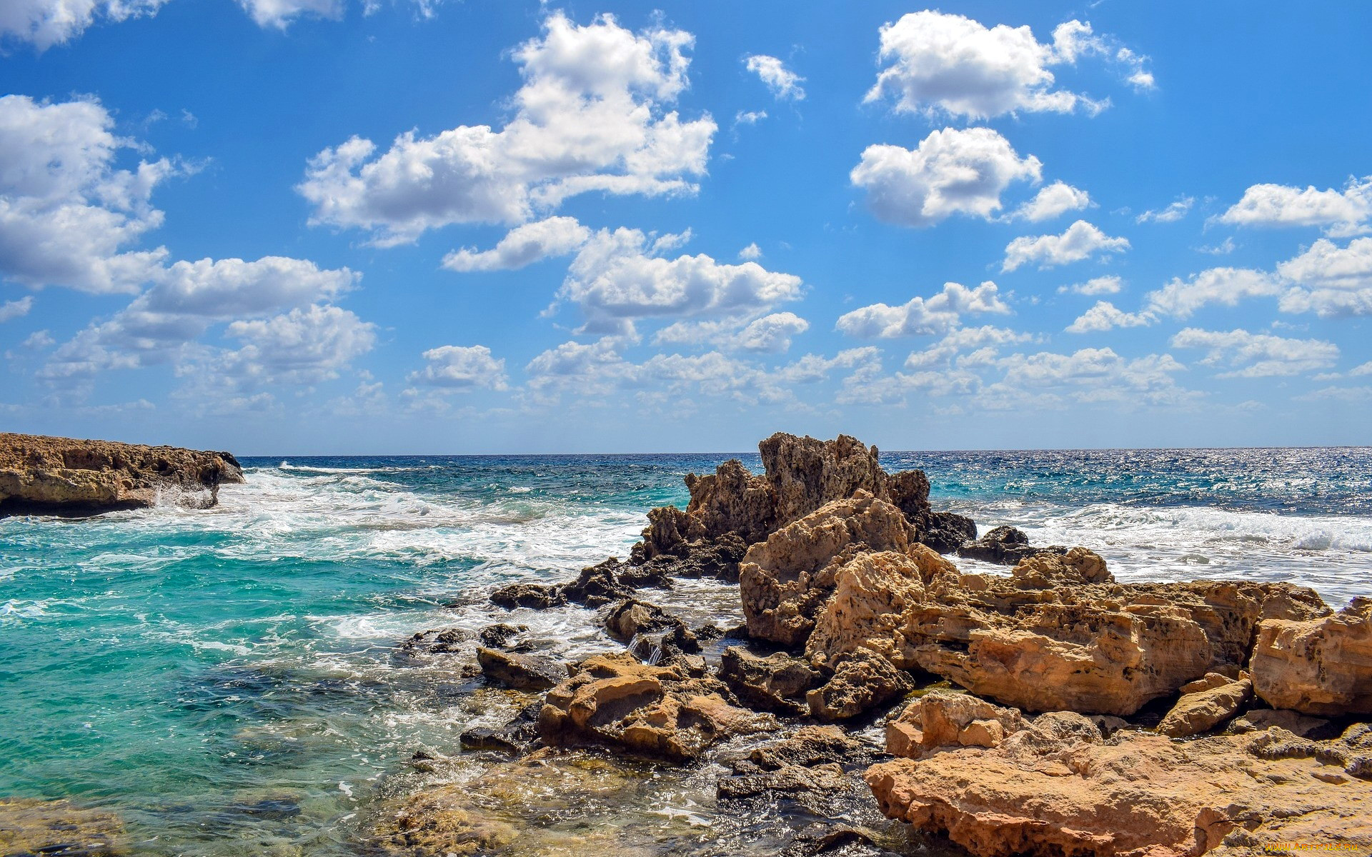 Кипр Ларнака море